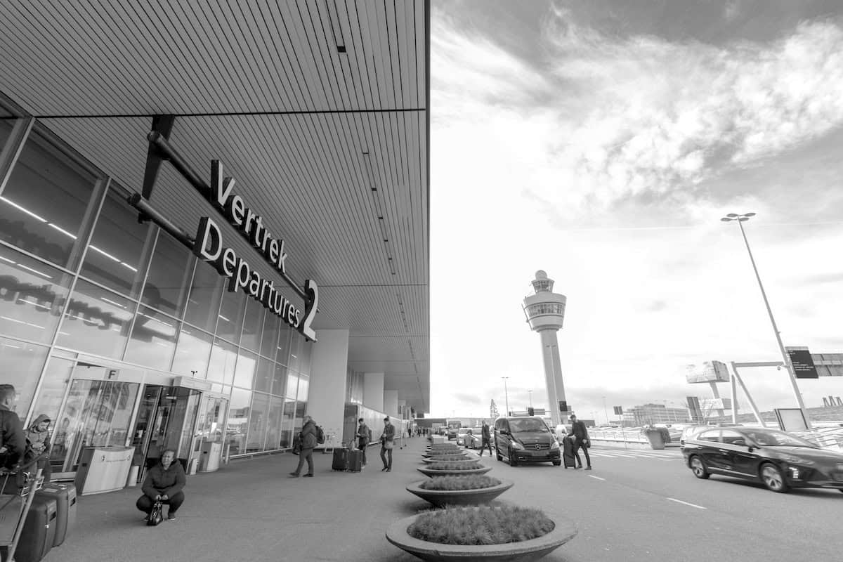 Airport transfer chauffeur service in the Netherlands
